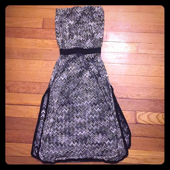 Missoni Dresses & Skirts - 1Day Sale❗️Missoni Mare Metallic Gray dress